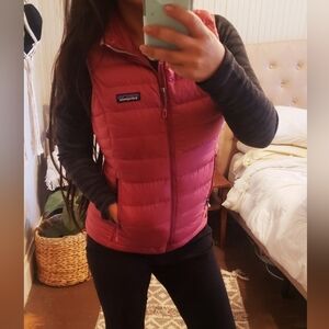 Patagonia Berry Red Pink Puffer Vest Down Winter